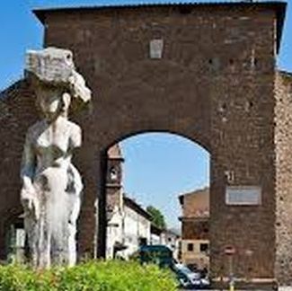 Porta-Romana